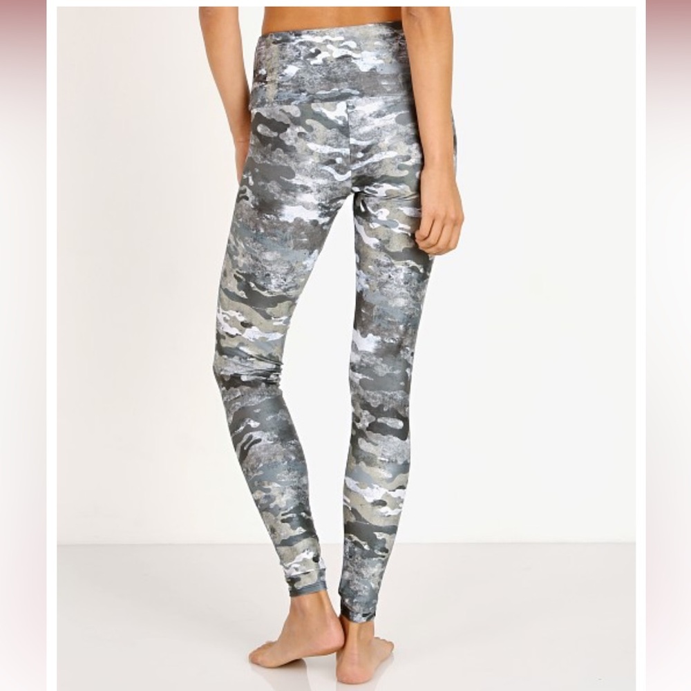 ONZIE High Rise Marble Camo Camouflage Leggings XS